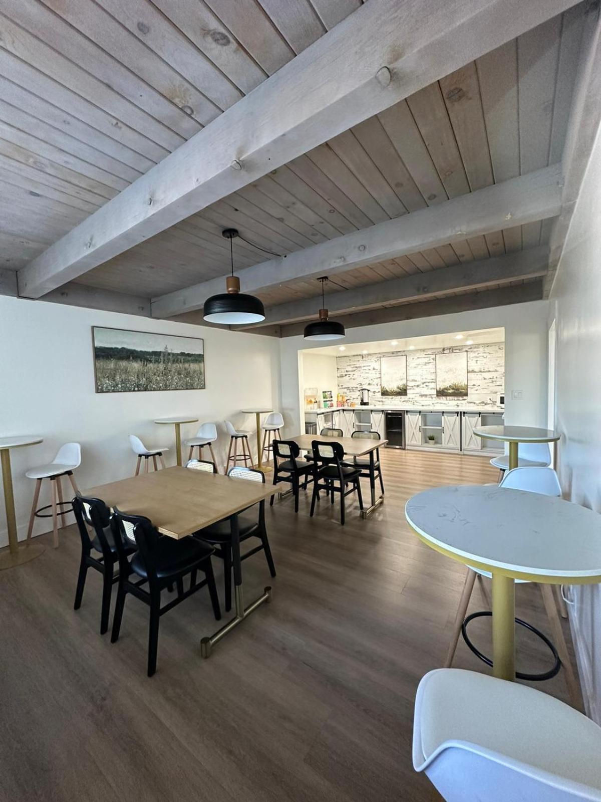 Prodigy Hotel, A Days By Wyndham 3*