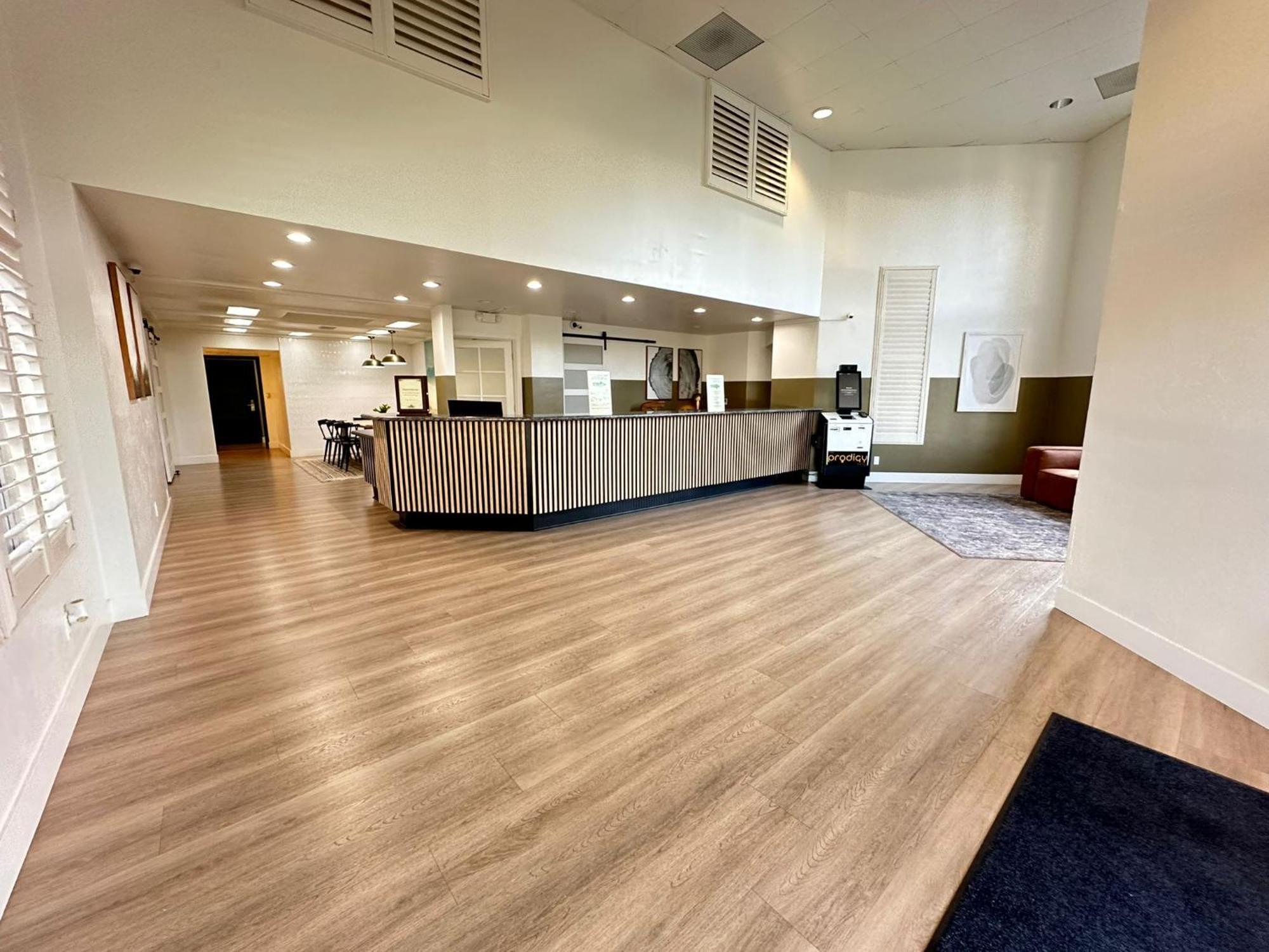 Prodigy Hotel, A Days By Wyndham Hotel 3*